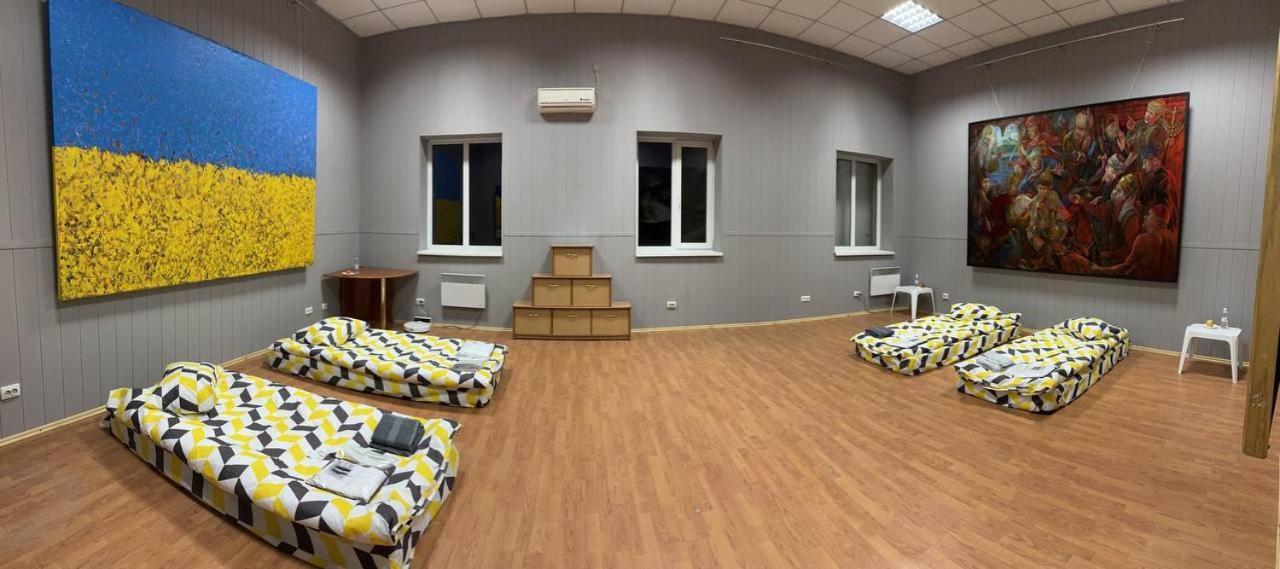 Арт-Вокзал Hotel Kryvyi Rih Room photo